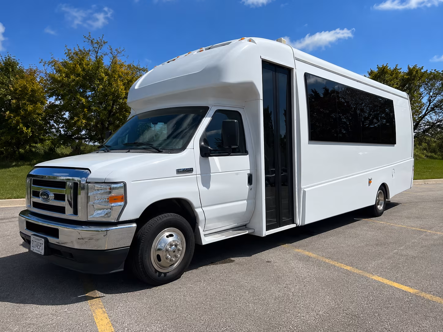 Sioux Falls Concert & Music Festival Transportation party bus exterior