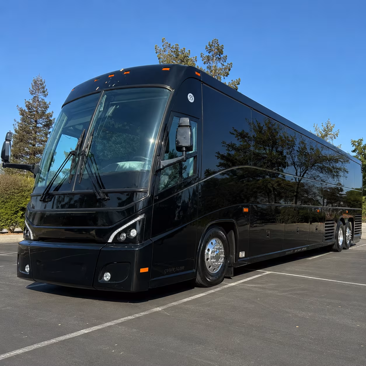 Sioux Falls Corporate Transportation party bus exterior