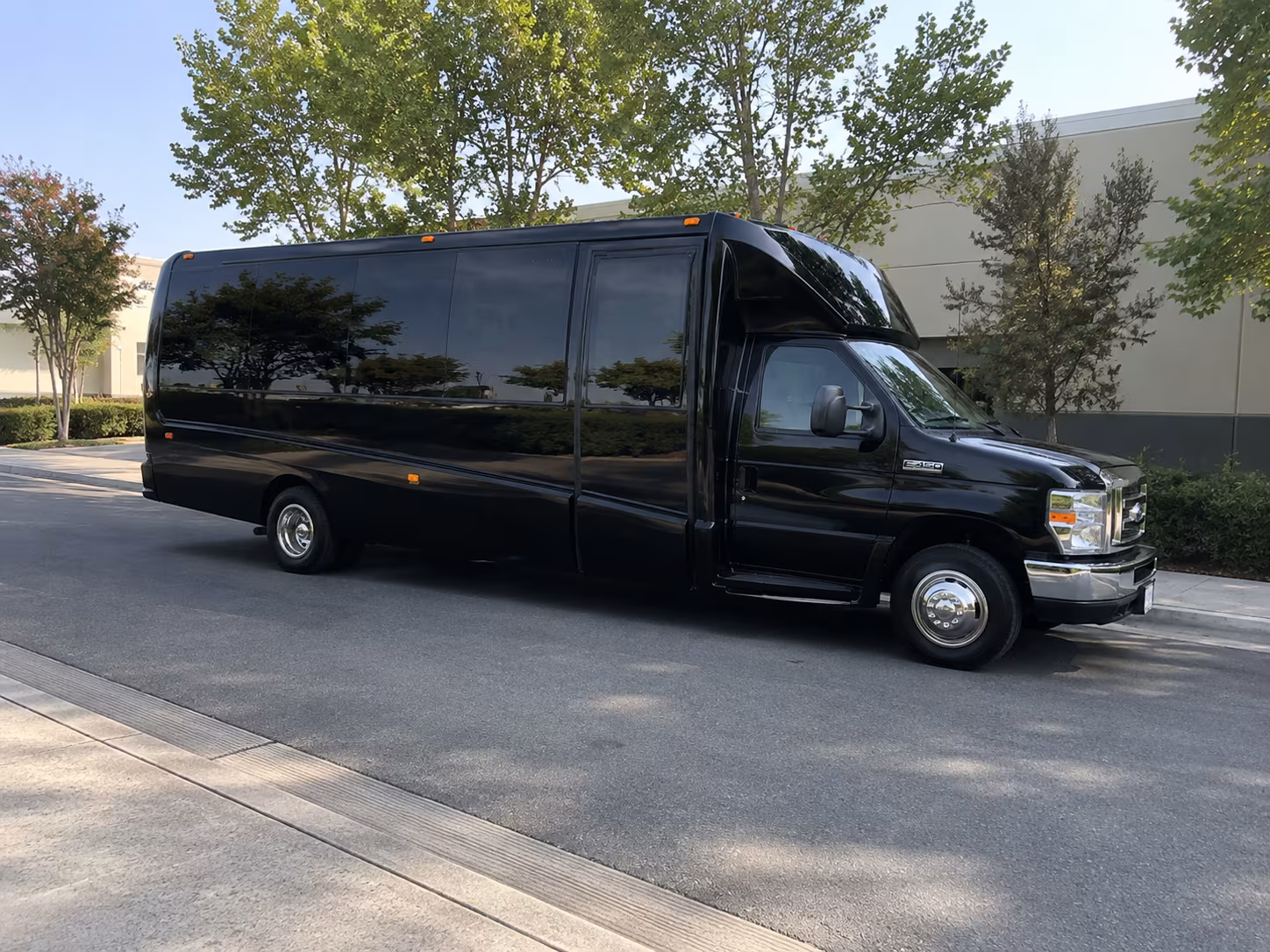 Sioux Falls Wedding Transportation party bus exterior